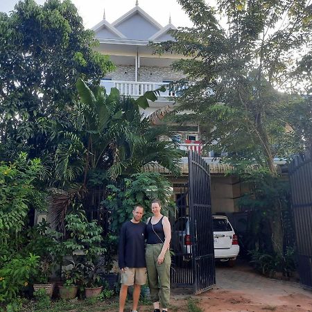 Realkhom Villa เสียมราฐ ภายนอก รูปภาพ